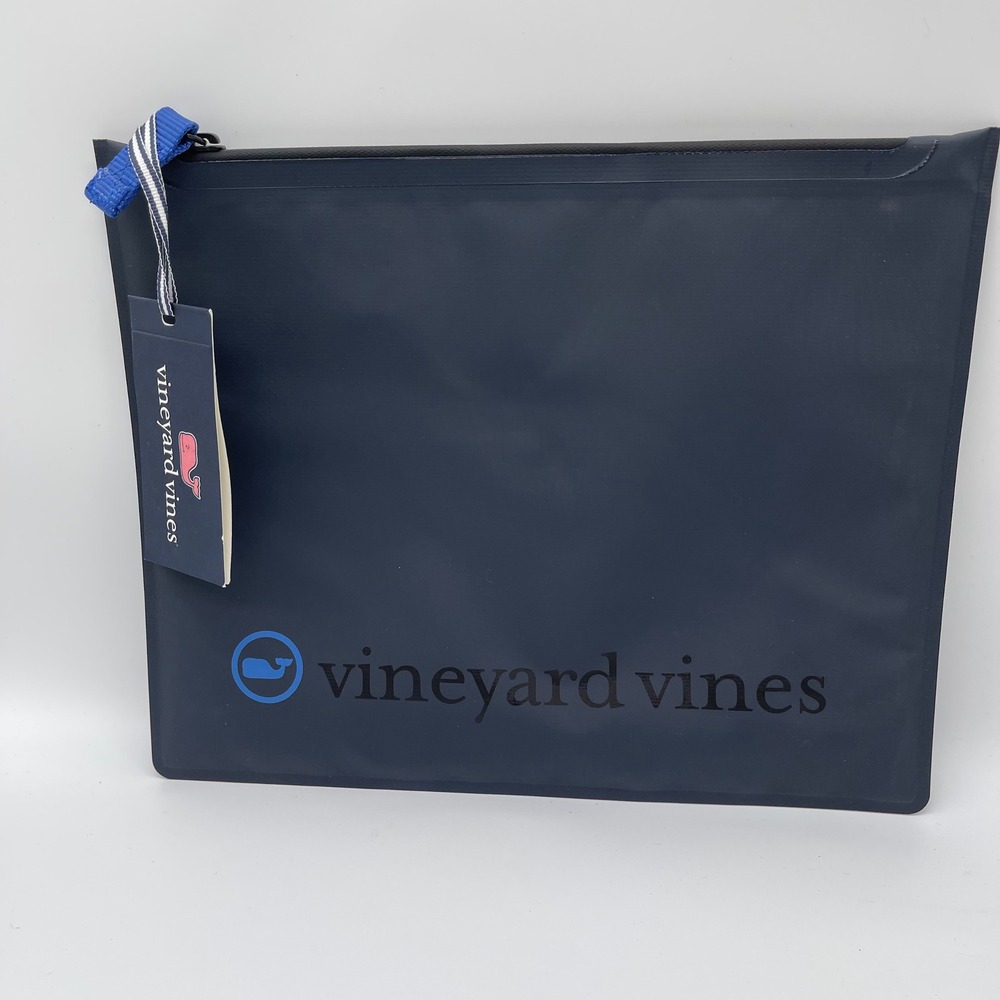 NWT Vineyard Vines PVC IPad Case in Evening Sky